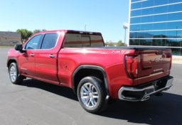 2020 GMC Sierra 1500 4x4 SLT - Image 8