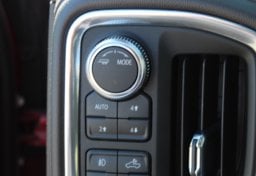 2020 GMC Sierra 1500 4x4 SLT - Image 64