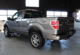 2014 Ford F-150 4x4 V8 STX - Image 5
