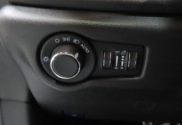 2027 Chrysler Pacifica Select - Image 41