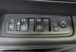 2027 Chrysler Pacifica Select - Image 44