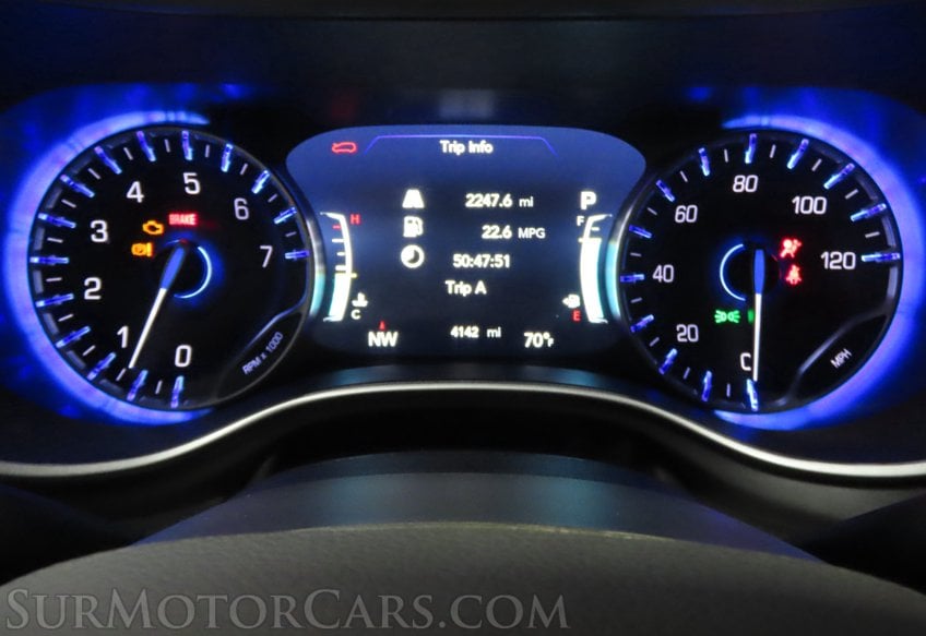 2027 Chrysler Pacifica Select - Image 34
