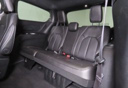 2027 Chrysler Pacifica Select - Image 31