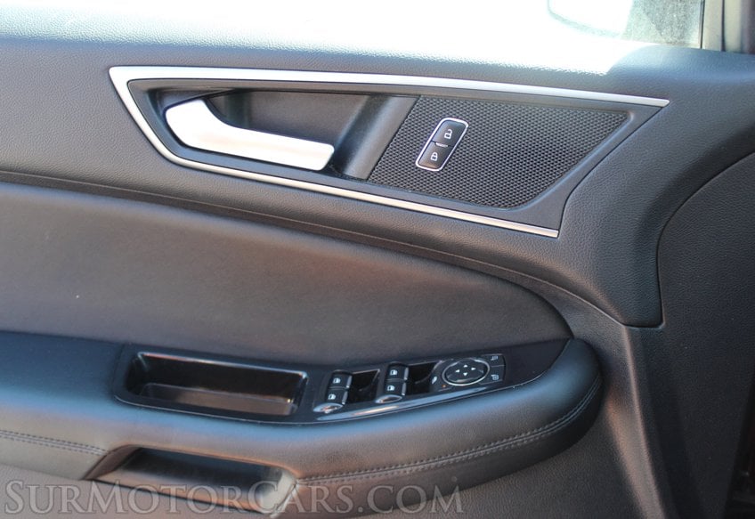 2017 Ford Edge AWD SEL - Image 16