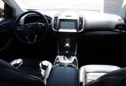 2017 Ford Edge AWD SEL - Image 29