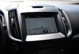 2017 Ford Edge AWD SEL - Image 50