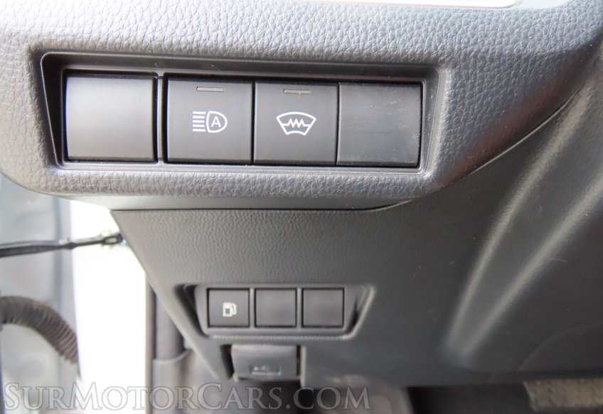 2026 Toyota Prius LE - Image 40