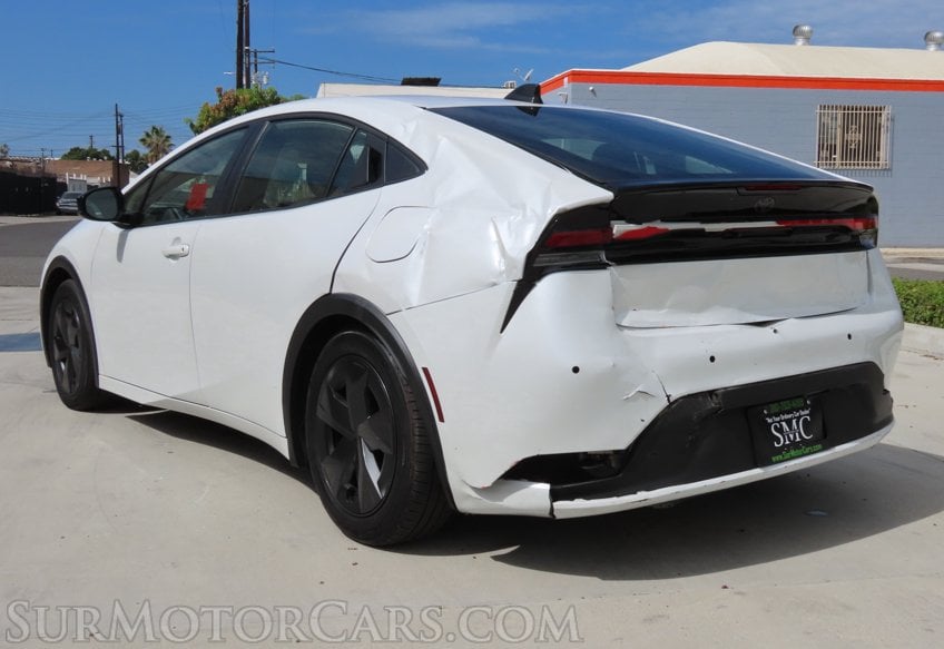 2026 Toyota Prius LE - Image 9