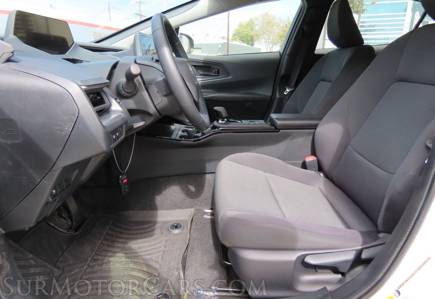 2026 Toyota Prius LE - Image 26