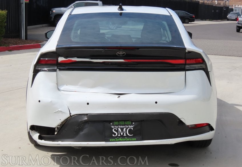 2026 Toyota Prius LE - Image 11