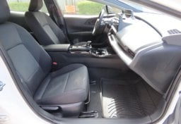 2026 Toyota Prius LE - Image 23