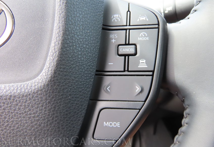 2026 Toyota Prius LE - Image 32