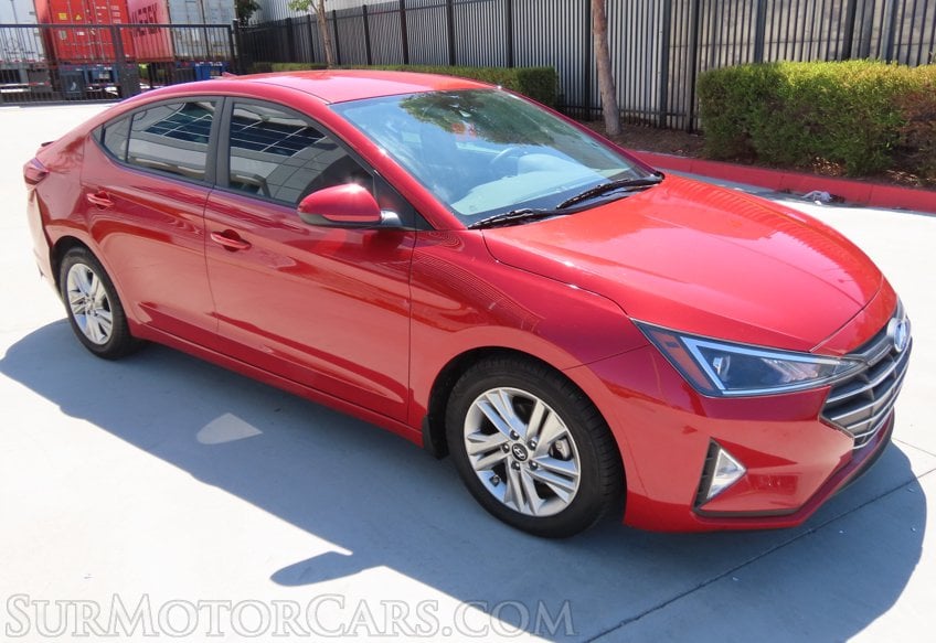 2019 Hyundai ELANTRA SEL - Image 2
