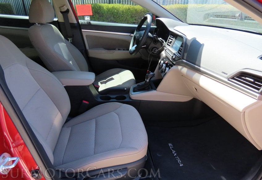 2019 Hyundai ELANTRA SEL - Image 22