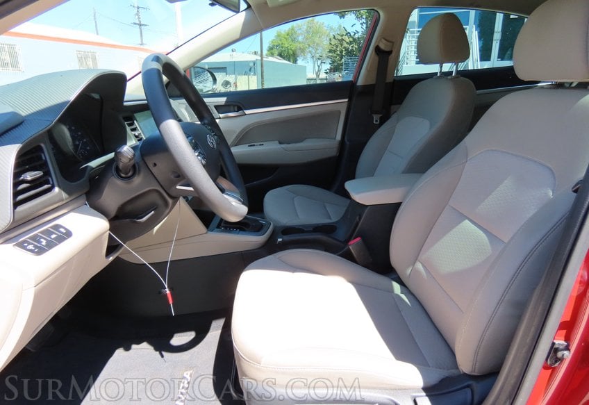 2019 Hyundai ELANTRA SEL - Image 21