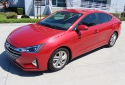 2019 Hyundai ELANTRA SEL - Image 1