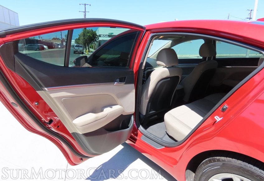2019 Hyundai ELANTRA SEL - Image 19