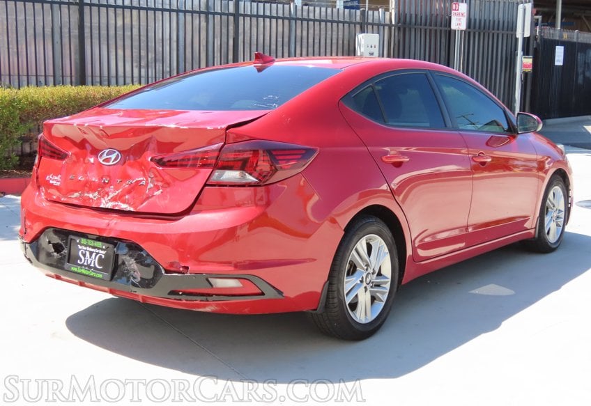 2019 Hyundai ELANTRA SEL - Image 8