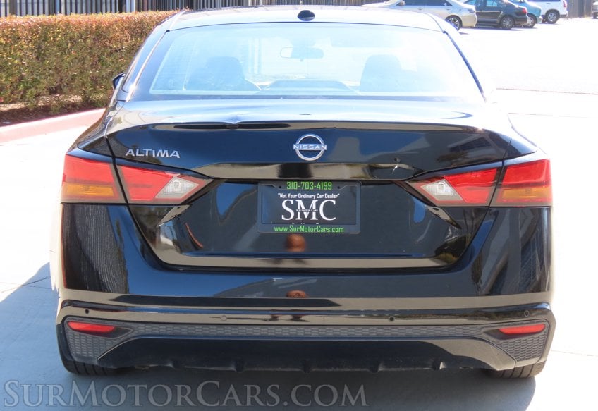 2025 Nissan Altima SV - Image 11