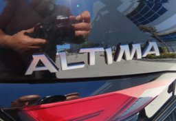 2025 Nissan Altima SV - Image 16