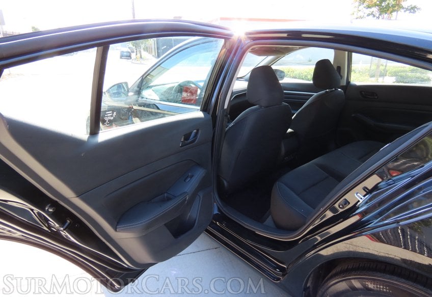 2025 Nissan Altima SV - Image 20