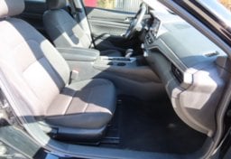 2025 Nissan Altima SV - Image 27