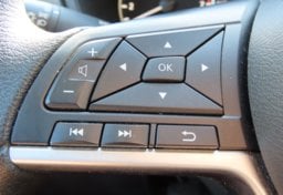 2025 Nissan Altima SV - Image 30