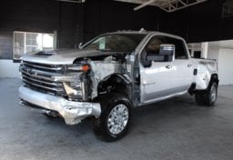 2022 Chevrolet Silverado 3500HD High Country - Image 2