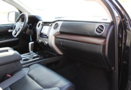 2019 Toyota Tundra 4x4 Limited - Image 19