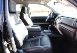2019 Toyota Tundra 4x4 Limited - Image 21