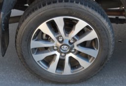 2019 Toyota Tundra 4x4 Limited - Image 35