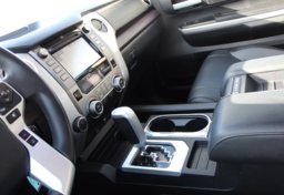 2019 Toyota Tundra 4x4 Limited - Image 70