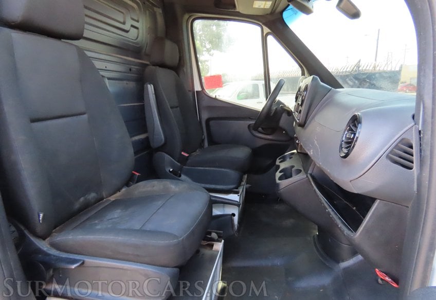 2022 Mercedes-Benz Sprinter - Image 26
