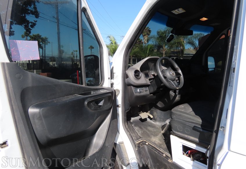 2022 Mercedes-Benz Sprinter - Image 36