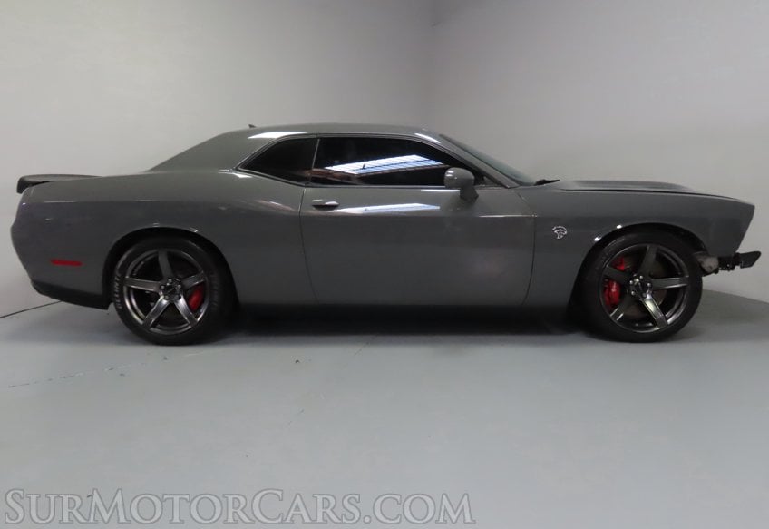 2019 Dodge Challenger SRT Hellcat - Image 6