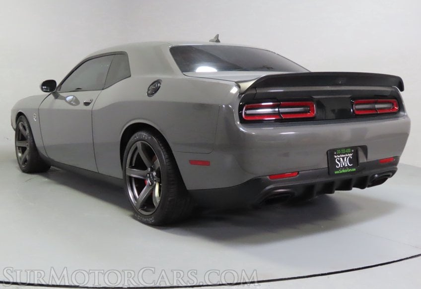 2019 Dodge Challenger SRT Hellcat - Image 8