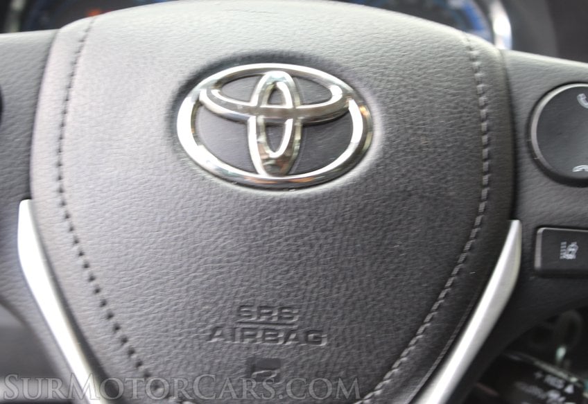 2018 Toyota Corolla - Image 34