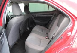 2018 Toyota Corolla - Image 28
