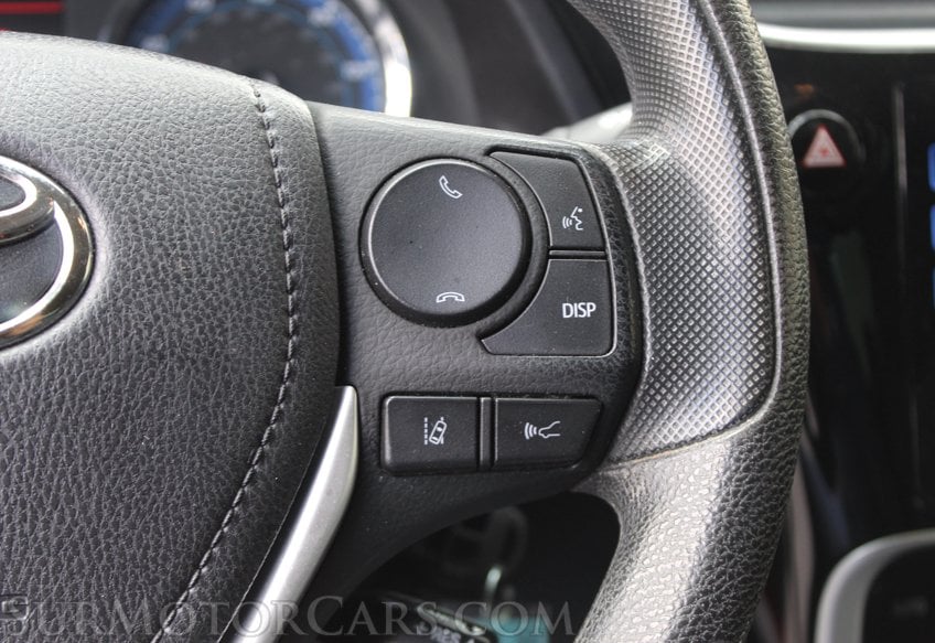 2018 Toyota Corolla - Image 36