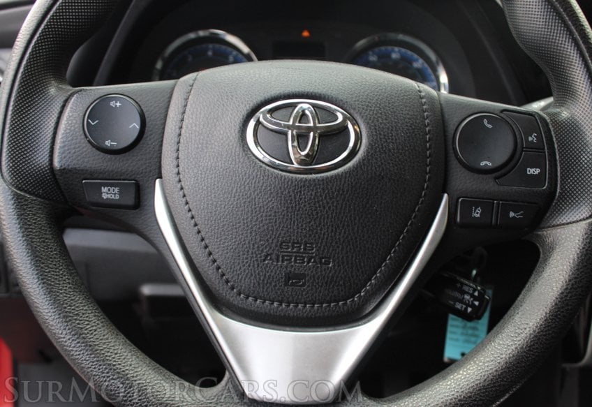 2018 Toyota Corolla - Image 33