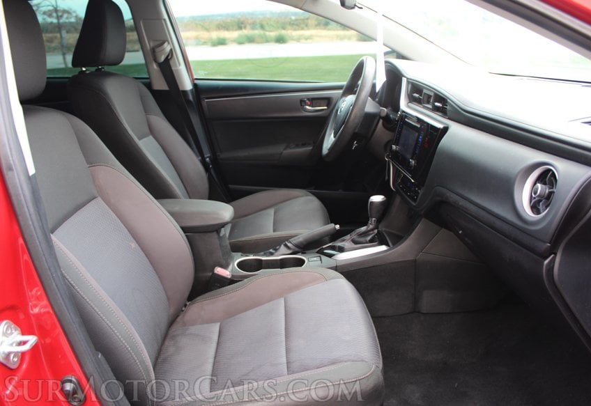 2018 Toyota Corolla - Image 27