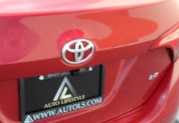 2018 Toyota Corolla - Image 23