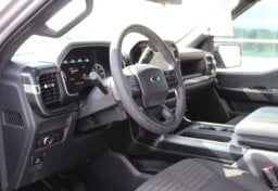 2022 Ford F-150 STX - Image 38