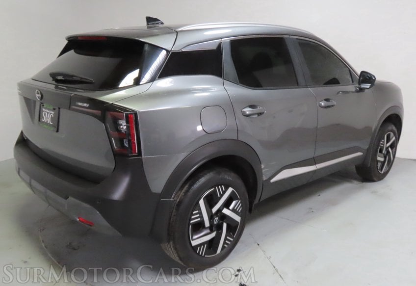 2026 Nissan Kicks SV - Image 8