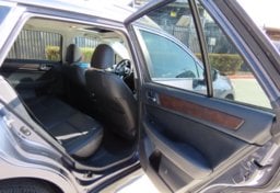 2015 Subaru Outback Limited - Image 13