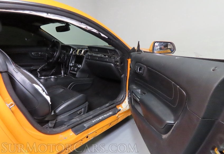 2019 Ford Mustang Premium - Image 37