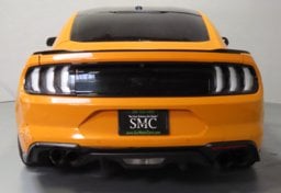 2019 Ford Mustang Premium - Image 11