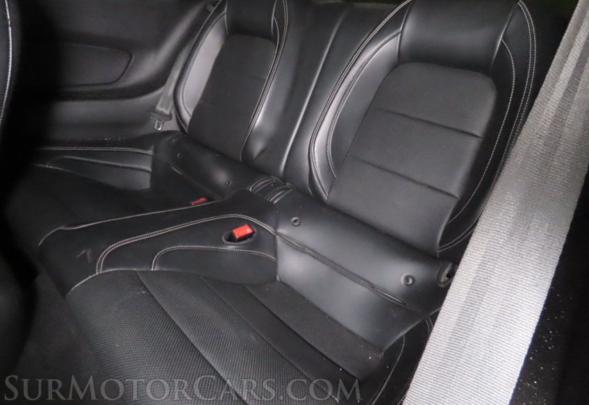 2019 Ford Mustang Premium - Image 15