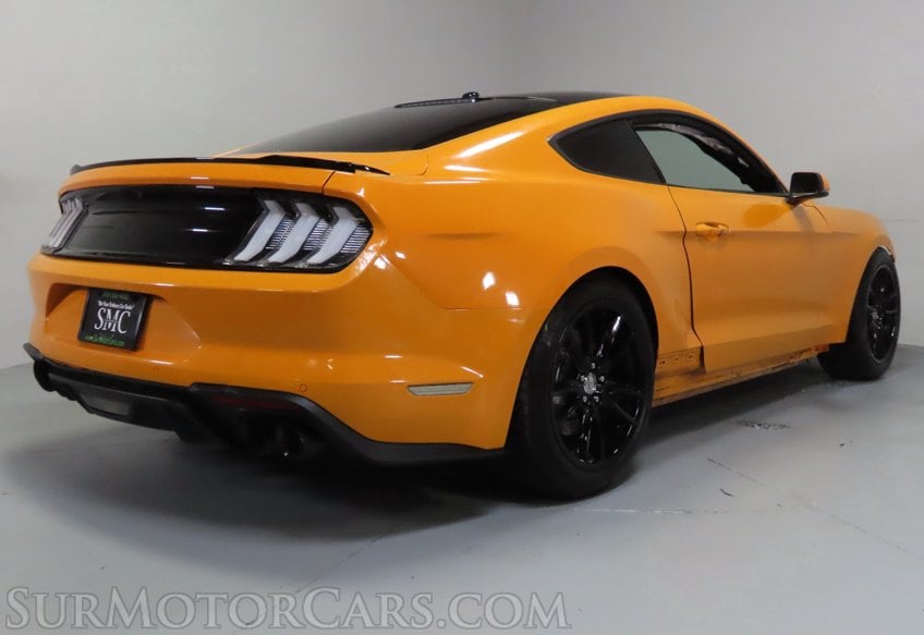 2019 Ford Mustang Premium - Image 7