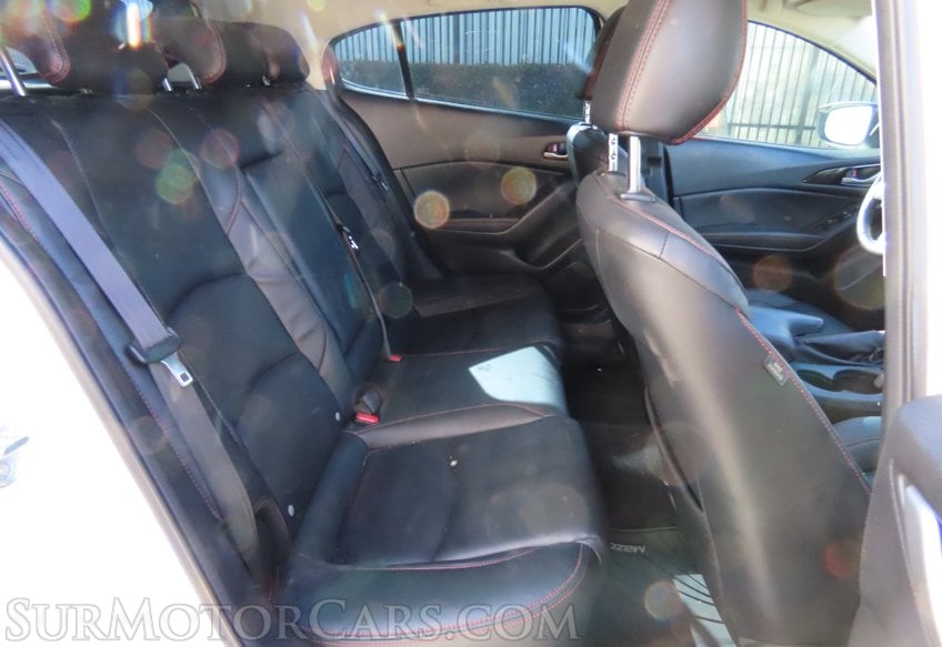 2016 Mazda Mazda3 i Grand Touring - Image 31